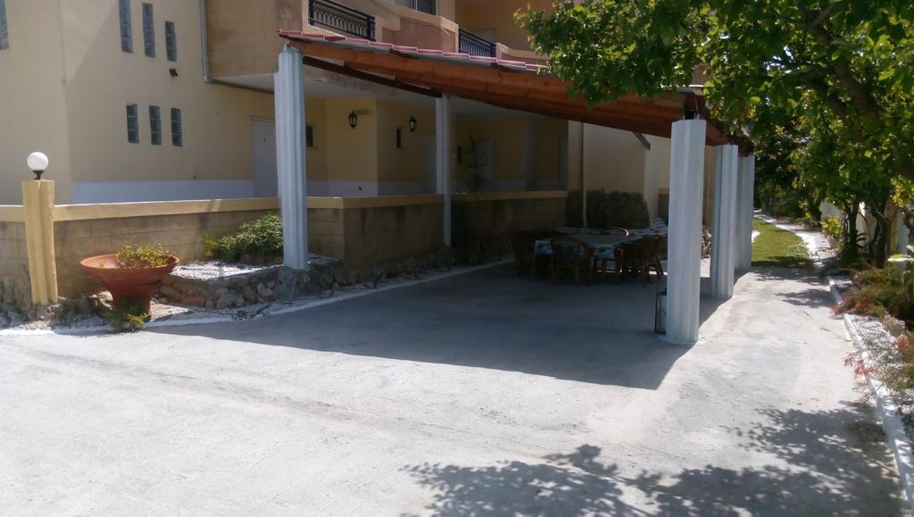 公寓 Mosaic Gardens Faliraki